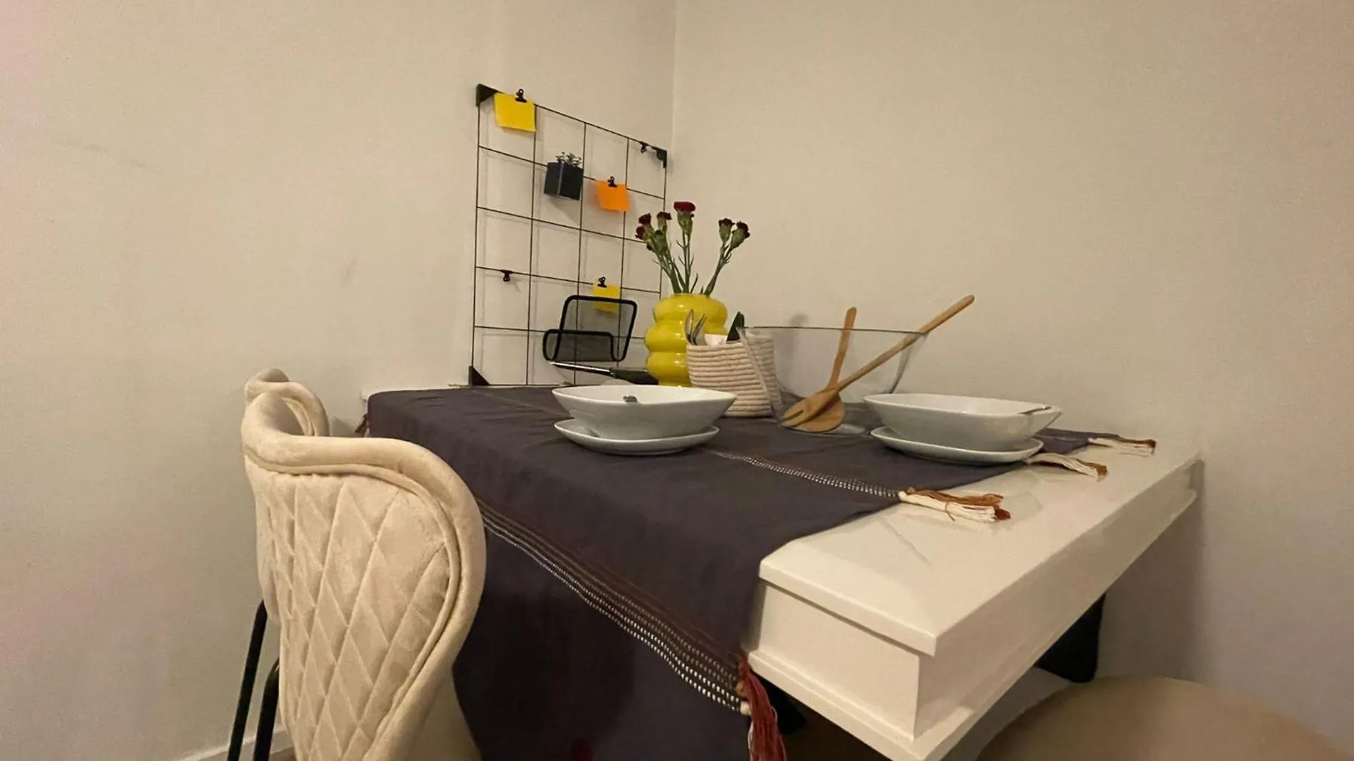 One Lux Stay Studio Basement Near Antwerp Central